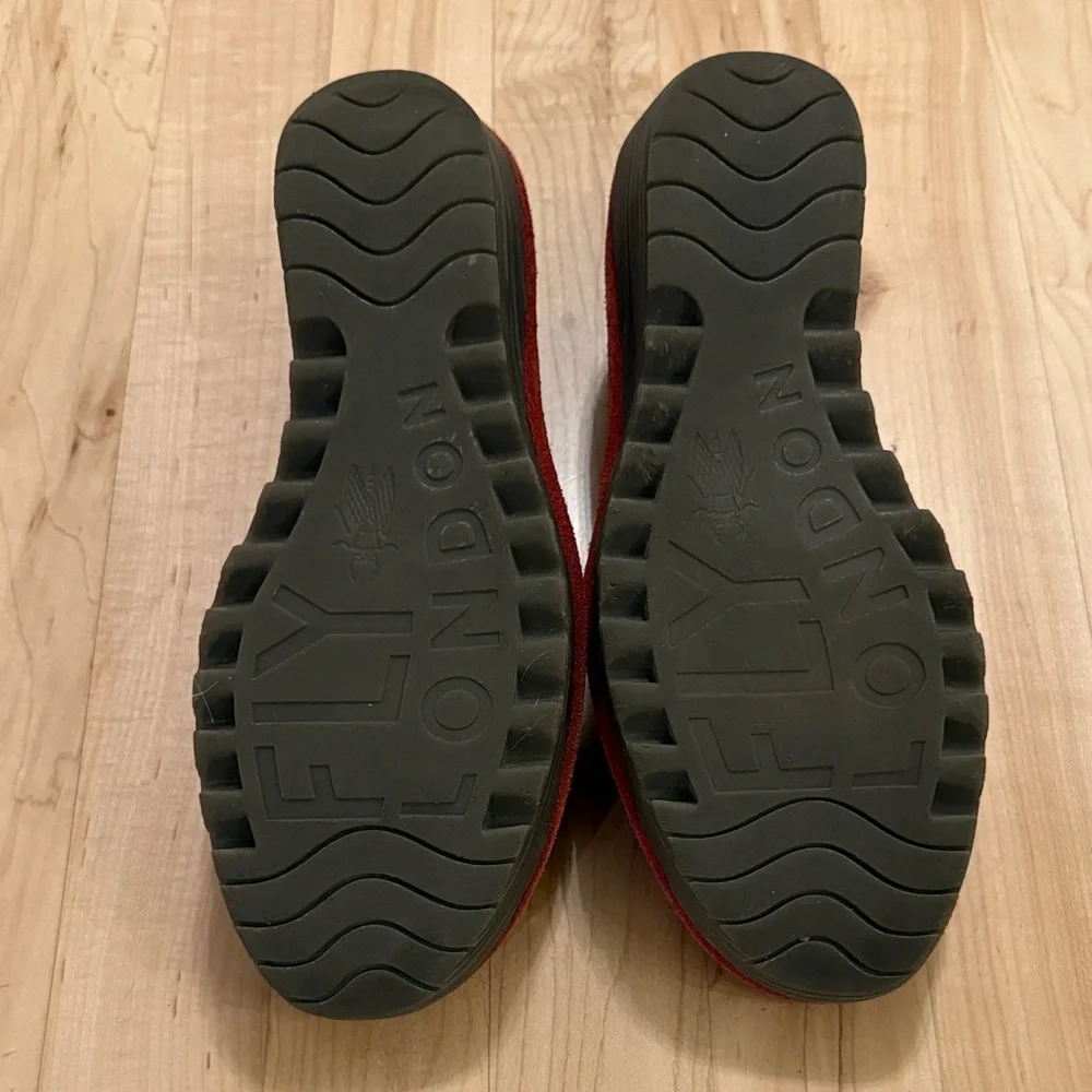 Fly London Yoni Suede Wedge EU 39/US 8-8.5 - Picture 4 of 5